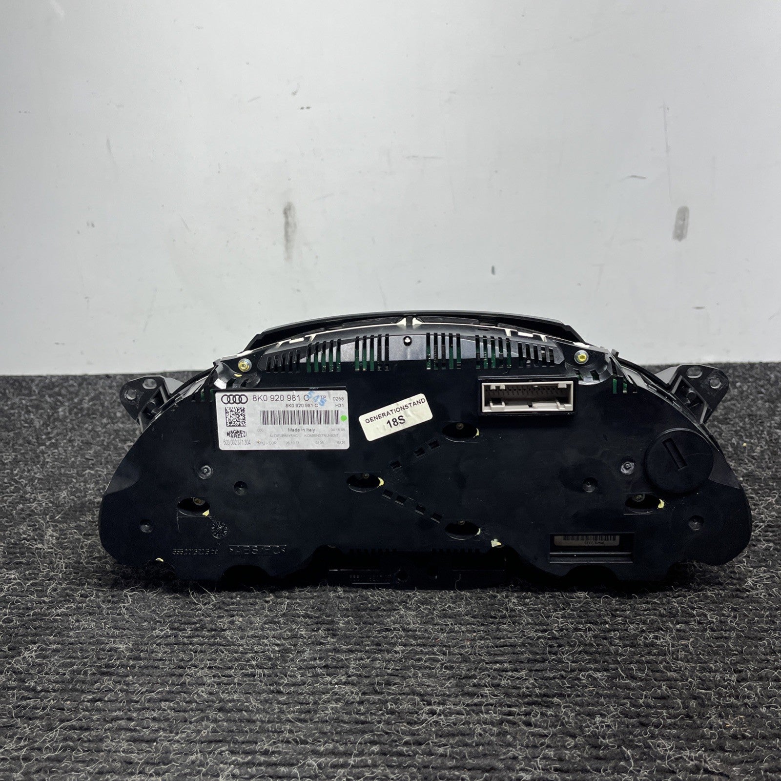 ☑️ 2013-2016 AUDI A4 OEM 109k  INSTRUMENT GAUGE CLUSTER 8K0920983A