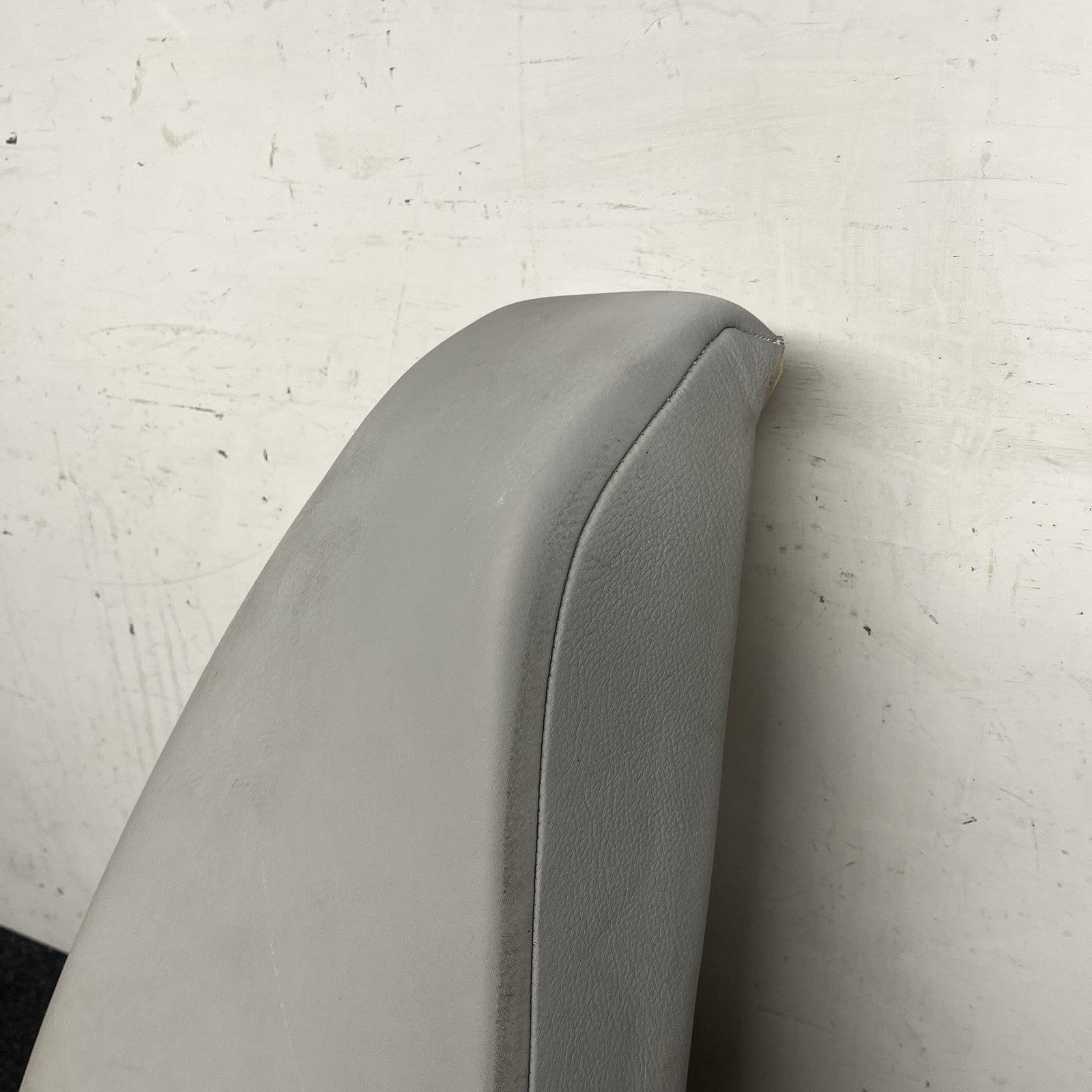 ☑️ 1995 - 1999 BMW E36 M3 328i SEDAN REAR SEAT BOLSTER DOVE GREY PASSENGER