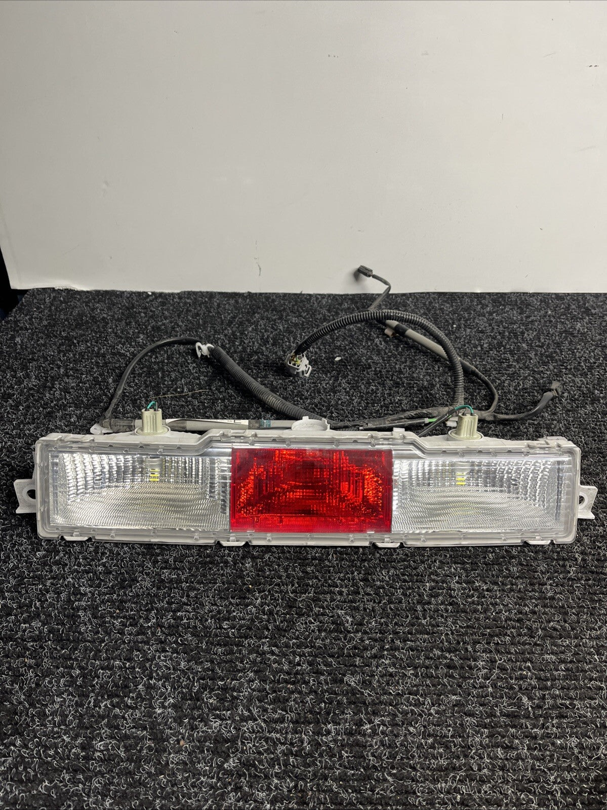 ☑️ 22-23 SUBARU BRZ REAR BUMPER LOWER REVERSE LIGHT BACKUP BACK UP LAMP OEM