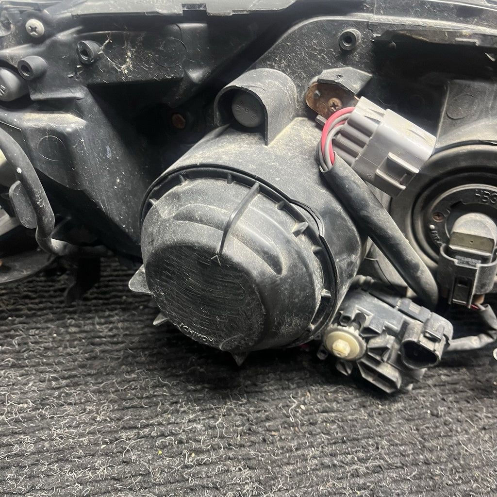 ☑️ 2012 Subaru Impreza WRX STI Driver Left Headlight Assembly OEM 12-14