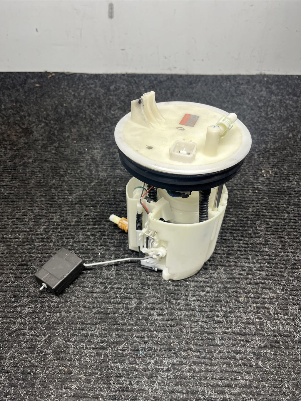 ☑️ 2013-2019 Scion Subaru FRS BRZ Fuel Pump Assembly 42021CA000 OEM