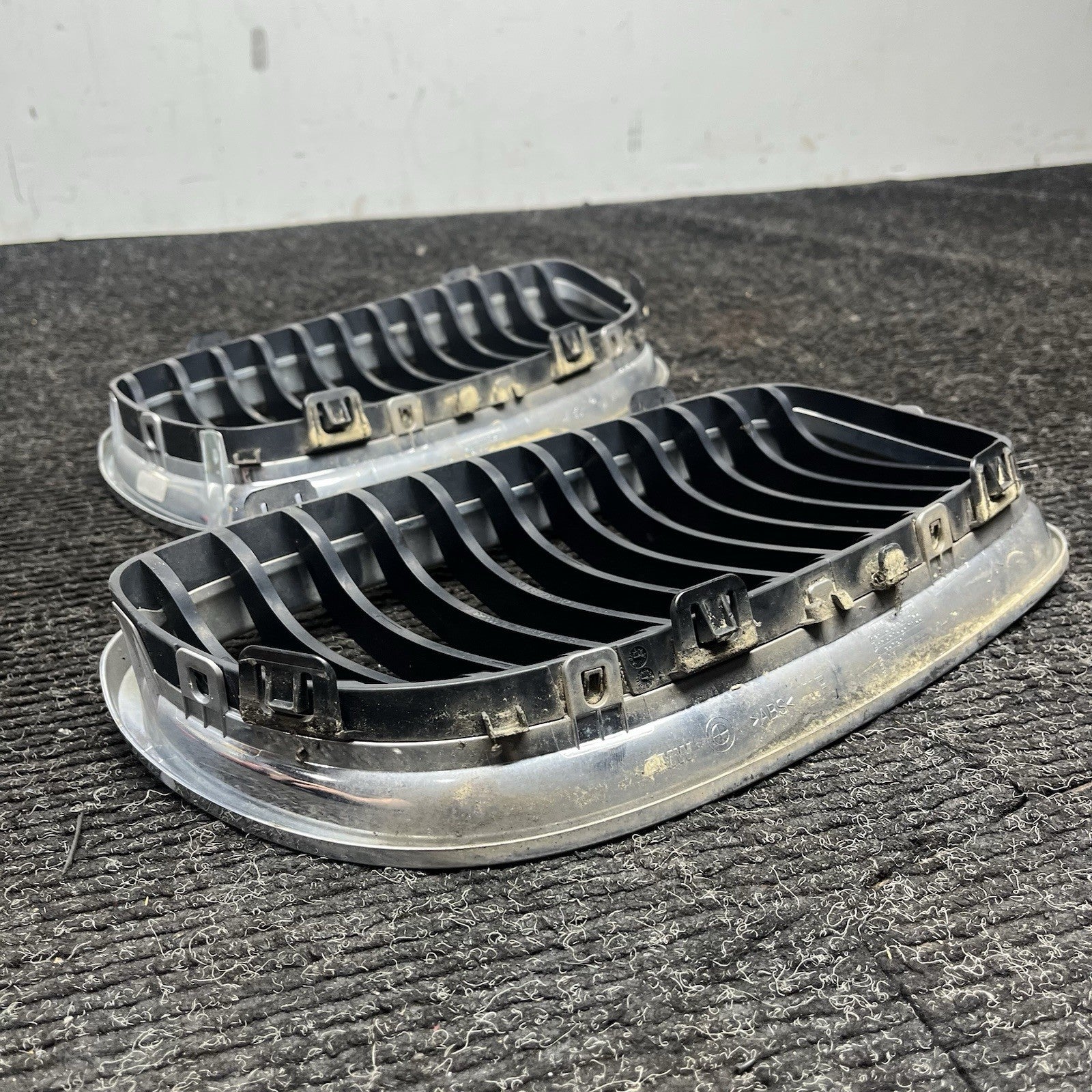 ☑️ BMW 3 Series E90 E91 Front Bumper Grill Pair Kidney 7201967 7201968 GENUINE
