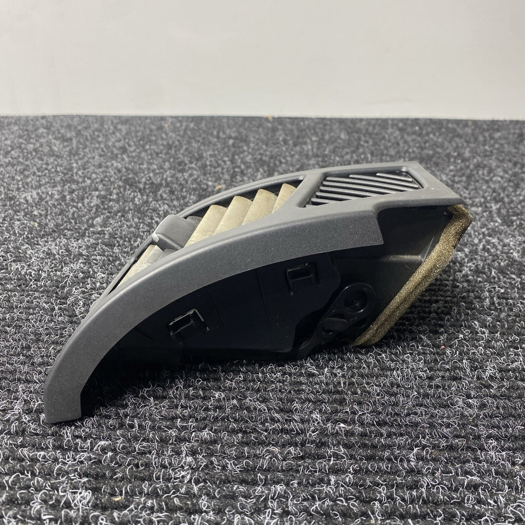 ☑️ 08-13 OEM BMW E82 E88 135i 128i Coupe Dash Right Passenger Side Air Vent