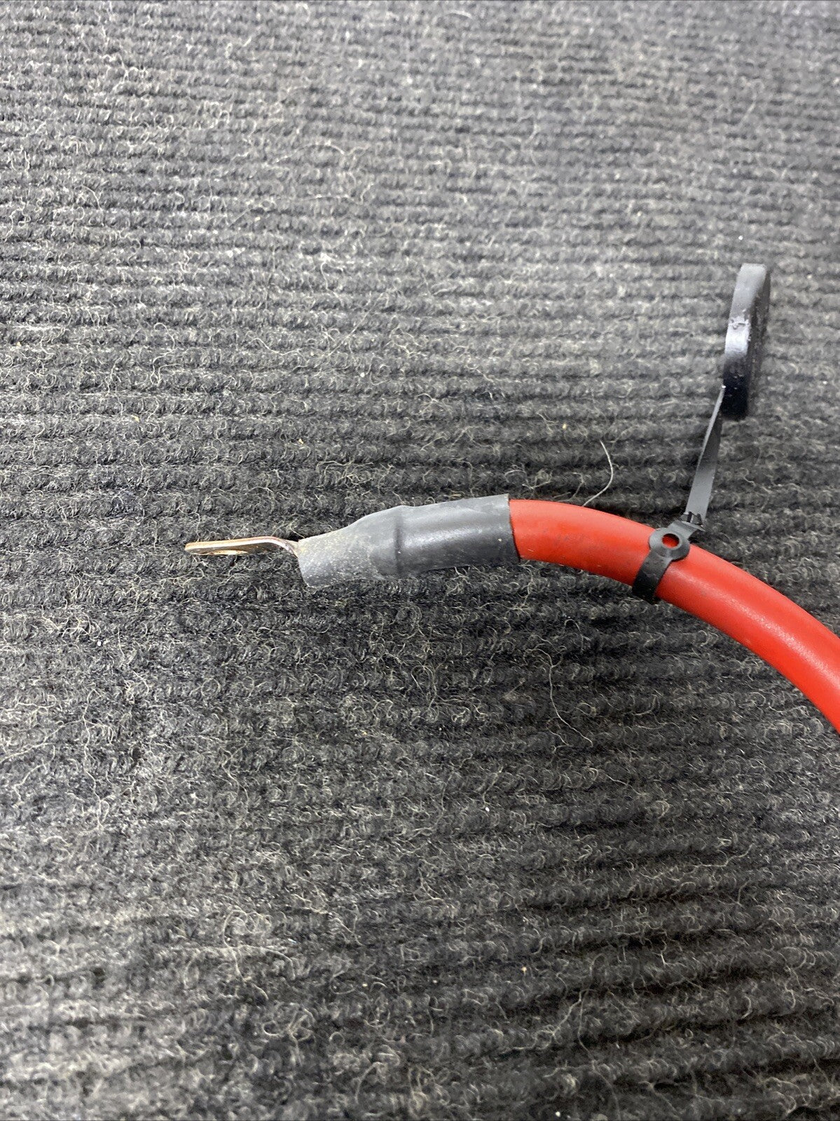 ☑️ 06-13 OEM BMW E82 E90 E92 M3 Battery Plus Pole Terminal Positive Red Cable