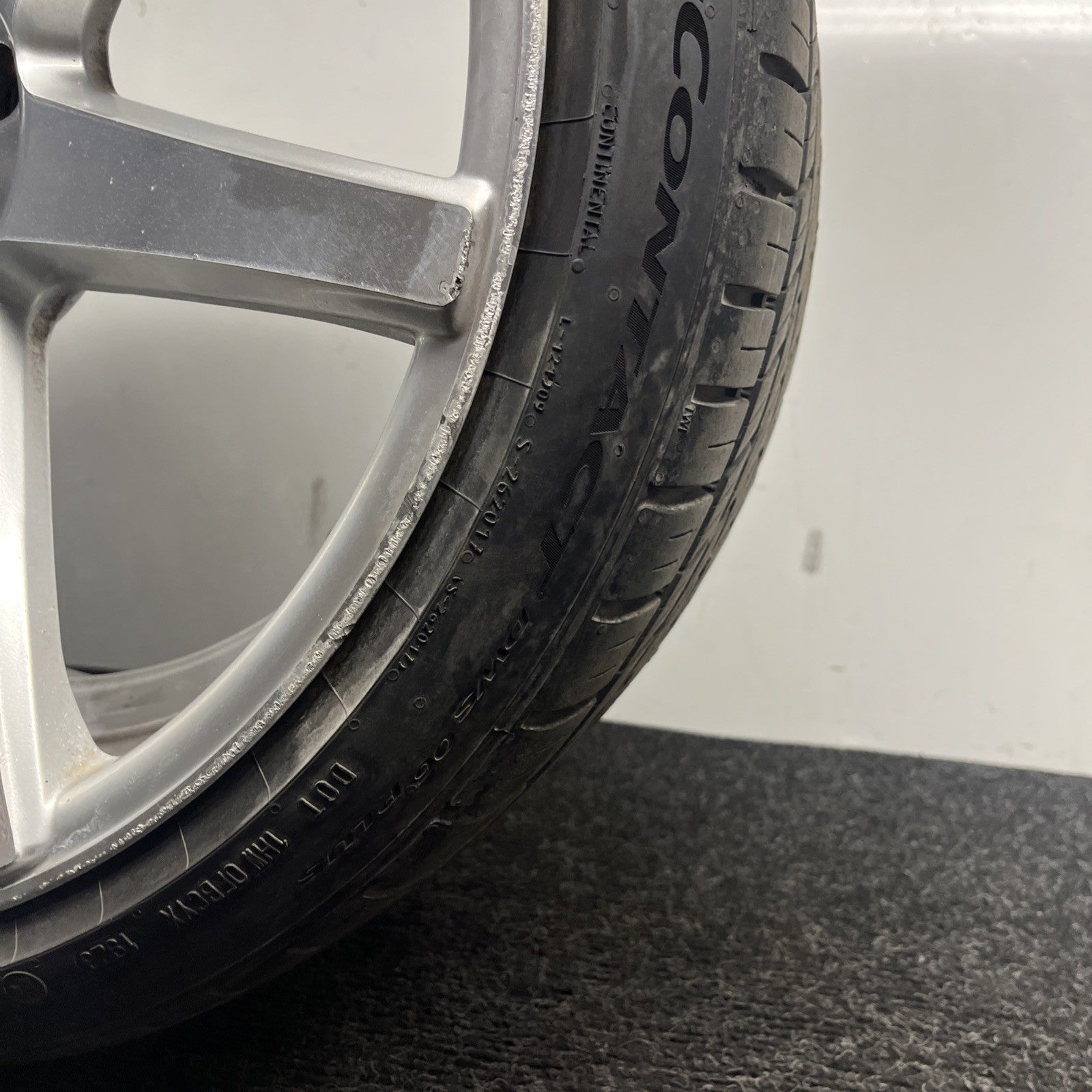 ☑️ ONE Vossen CV3 Silver Wheel W/TIRE & Cap 20x10.5 et30 5x112