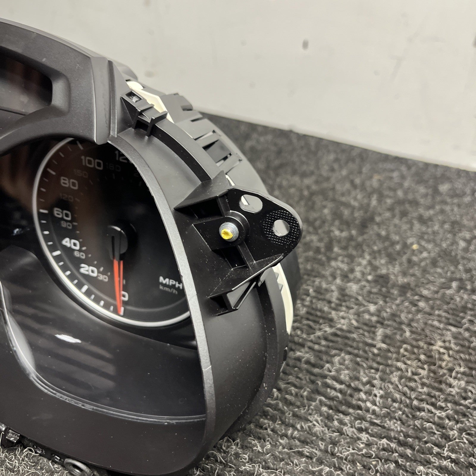 ☑️ 2013-2016 AUDI A4 OEM 109k  INSTRUMENT GAUGE CLUSTER 8K0920983A