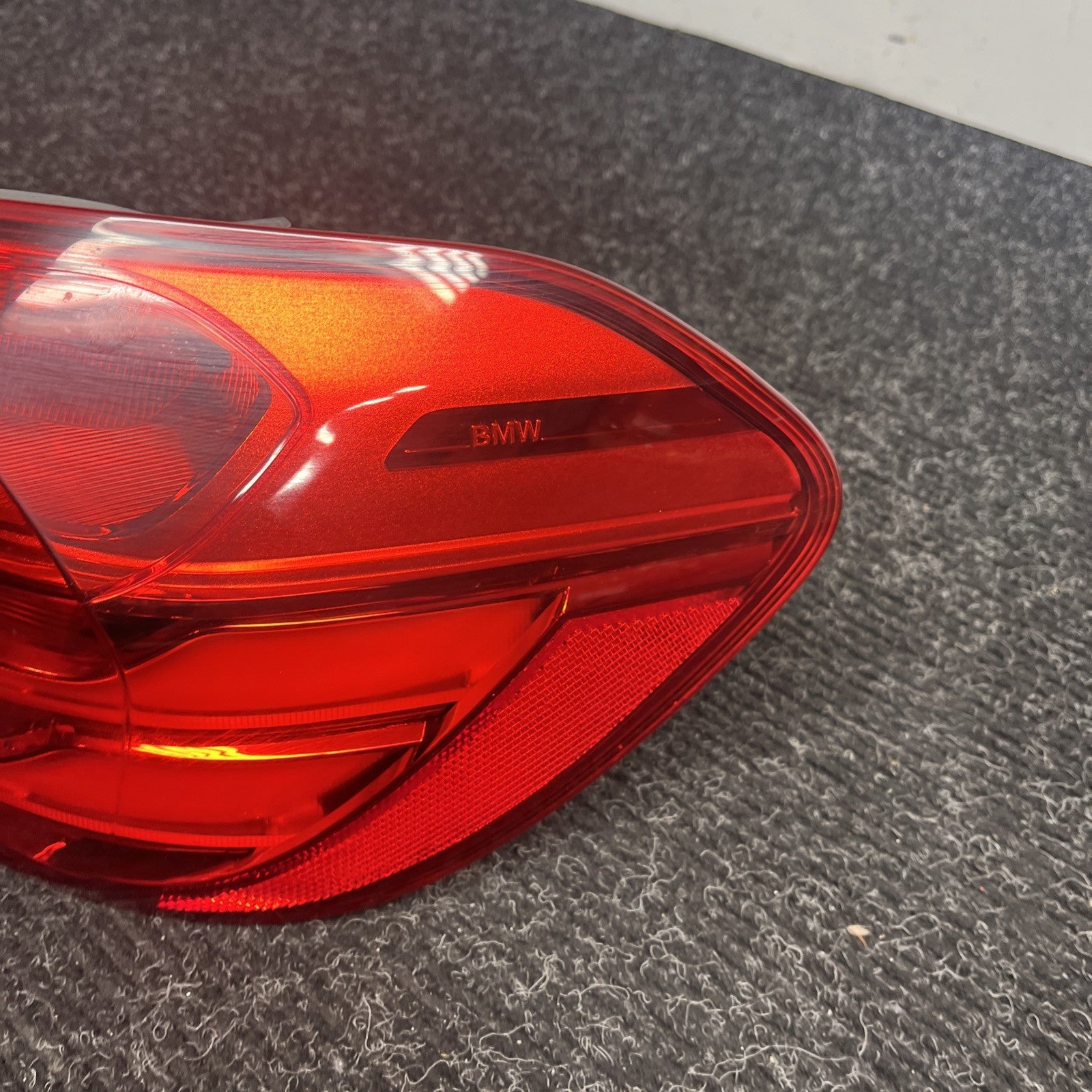 ☑️14-17 OEM BMW F32 F82 F83 M4 430i Rear Right Passenger Side Outer Tail Light