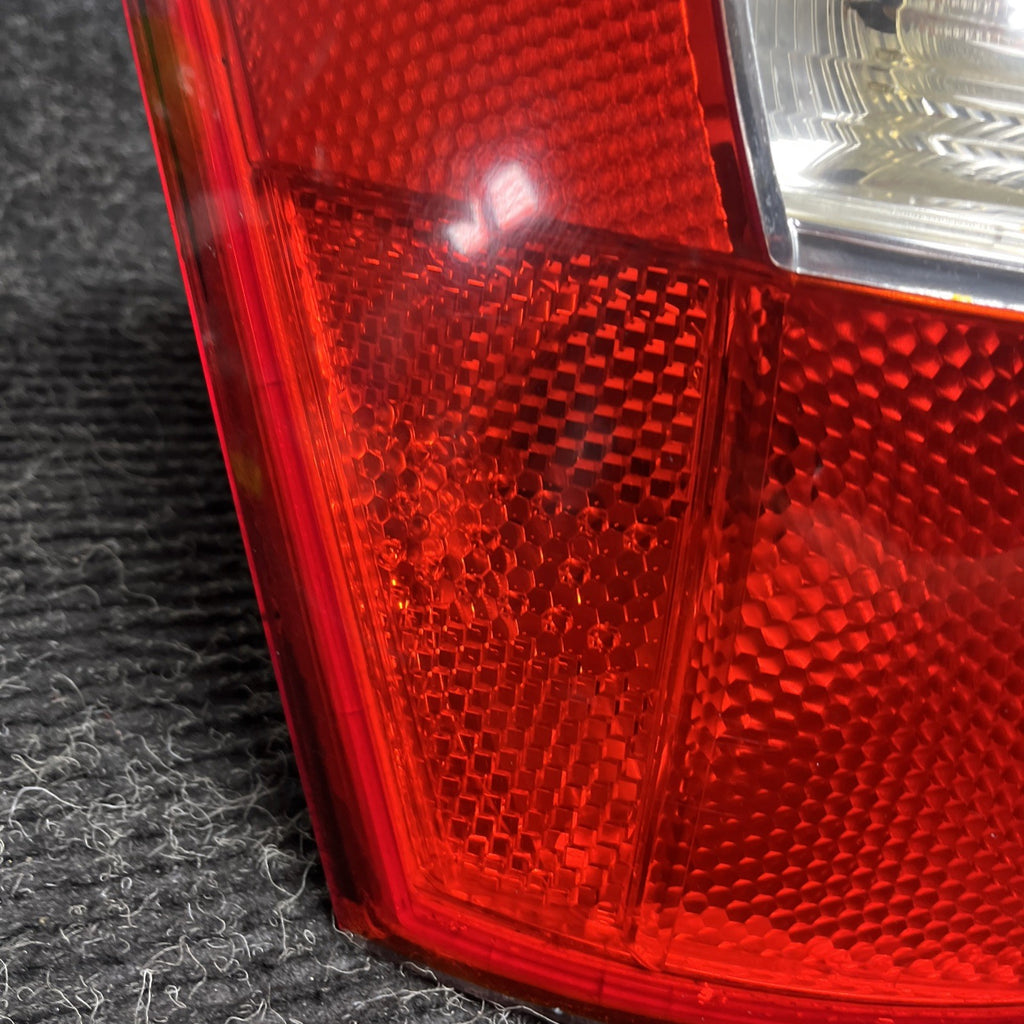 ☑️ 2002-2005 Audi A4 S4 Sedan 4 Door Left Driver Side LH Tail Light OEM