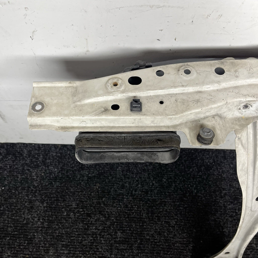 ☑️ 2013-2019 Subaru BRZ Scion FRS Radiator Upper T Bar Bracket W/ Air Duct OEM