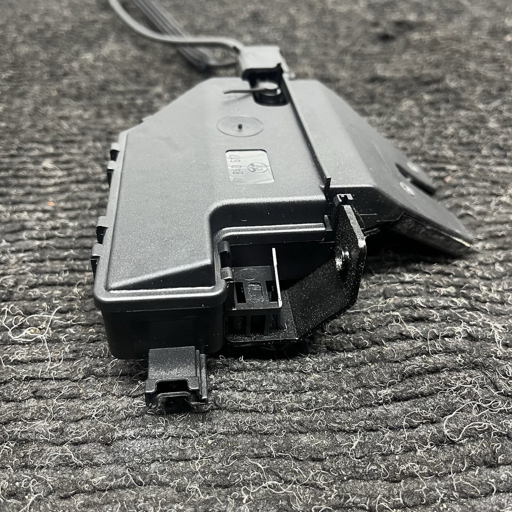 ☑️06-13 BMW M3 335i 330i E90 E92 E93 E60 TRUNK LID LOCK MICRO SWITCH 7840617 OEM