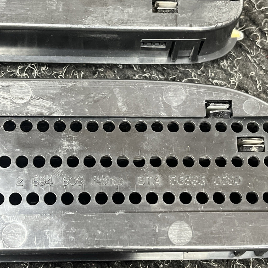 ☑️ 01-06 BMW E46 M3 Right & Left Set Fender Molding Grill Vent Trim Set