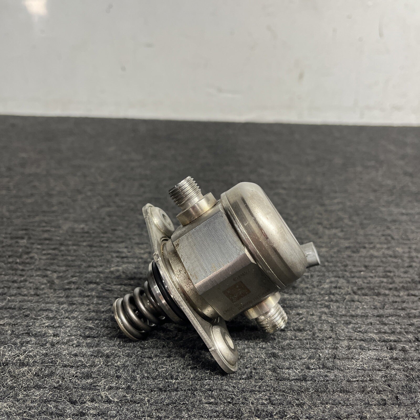 ☑️ 11-16 OEM BMW E92 F30 F10 F13 F22 X1 X6  N55 HPFP High Pressure Fuel Pump