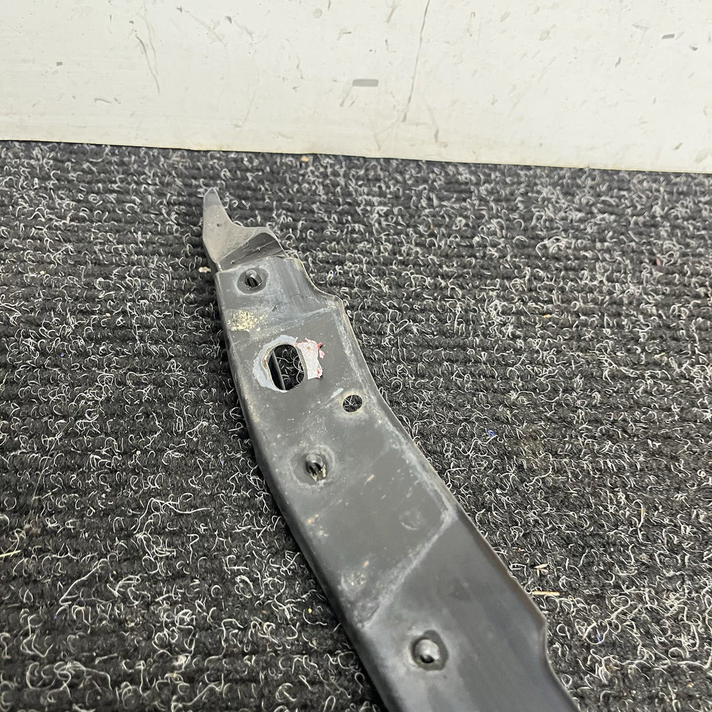 ☑️ GENUINE OEM TOYOTA 13-20 FRS 86 FRONT BUMPER UPPER RETAINER PLATE SU003-05827