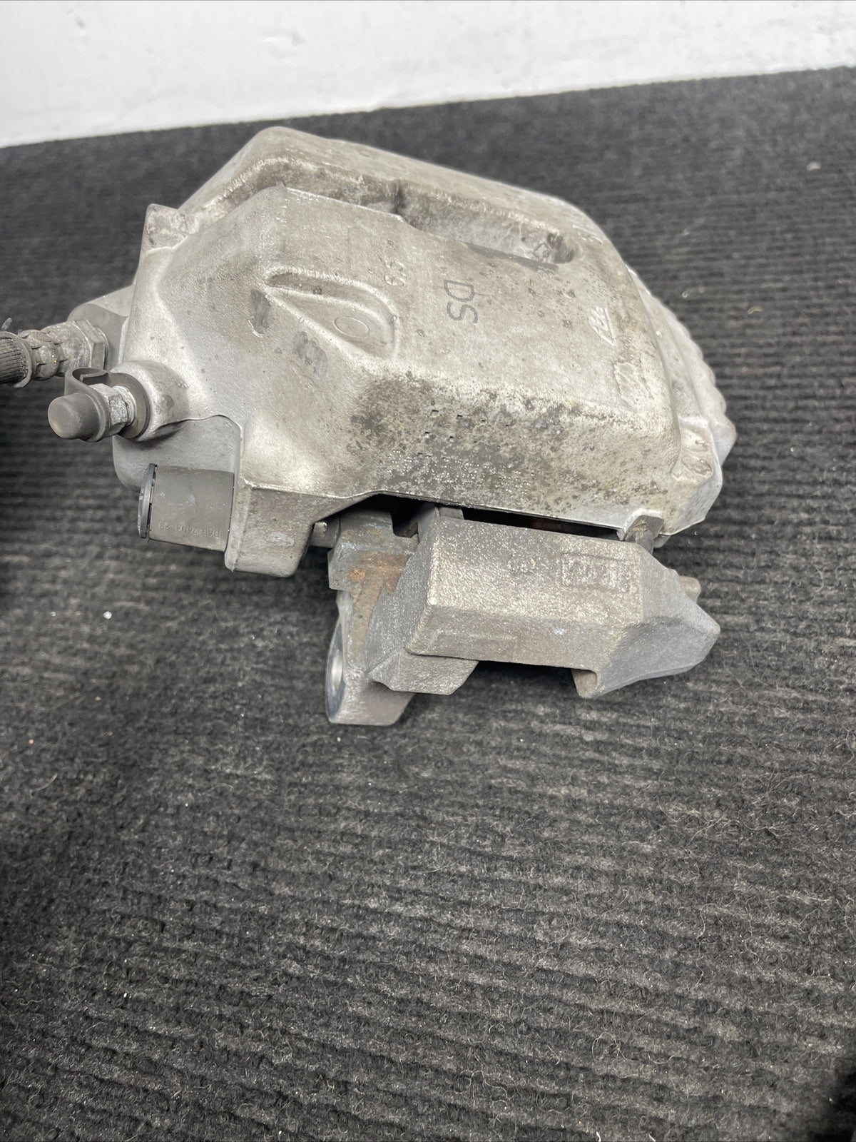 ☑️09-16 BMW E89 Z4 28i 30i 35i SET OF 2 FRONT LEFT & RIGHT BRAKE CALIPER OEM