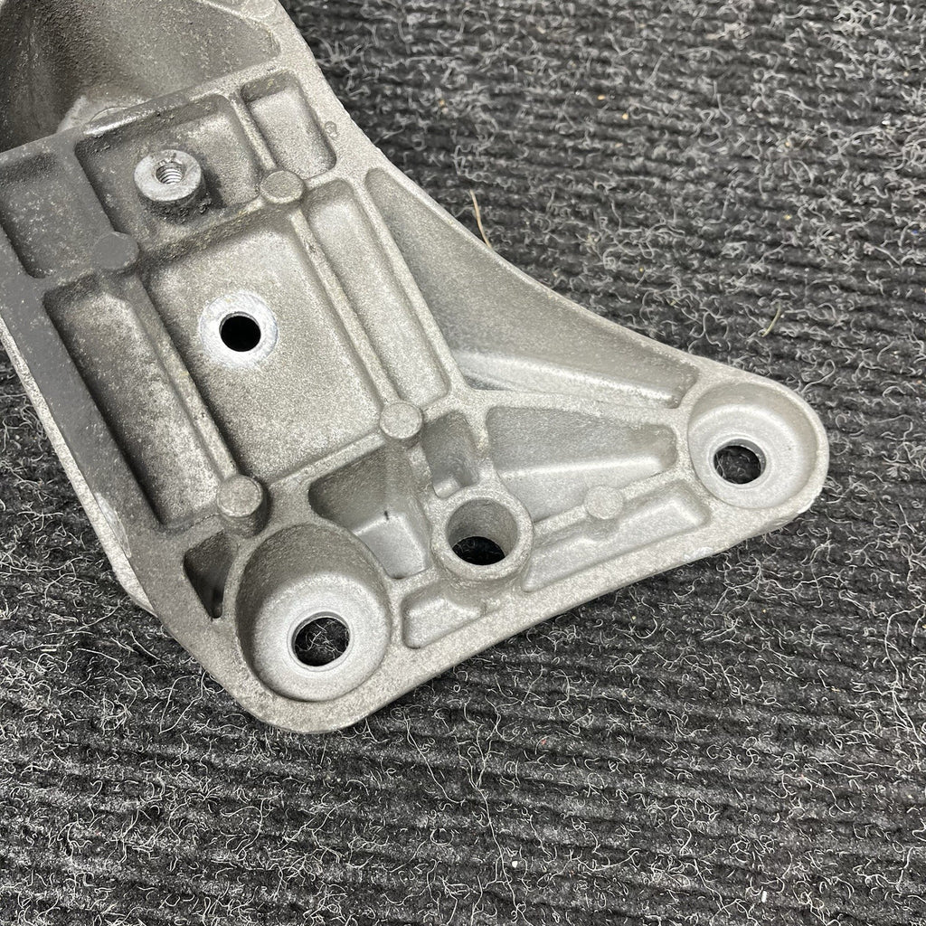 ☑️ 08-13 OEM BMW E90 E92 E93 M3 DCT Transmission Mount Bracket Support Gearbox