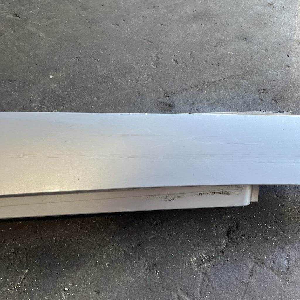 ☑️ 03-08 BMW E85 Z4 LEFT SIDE SKIRT ROCKER PANEL MOLDING TITAN SILVER OEM