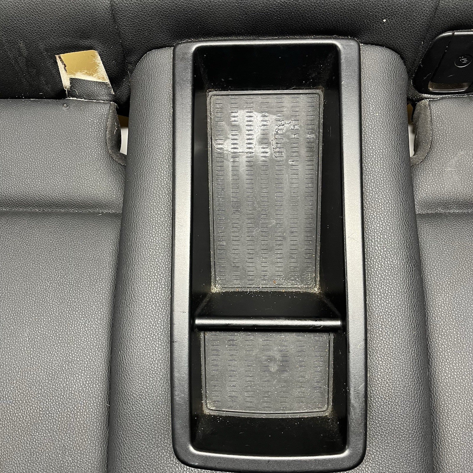 ☑️ 08-13 OEM BMW E82 E88 128 135 Rear Seat Lower Cushion Leather Boston Black
