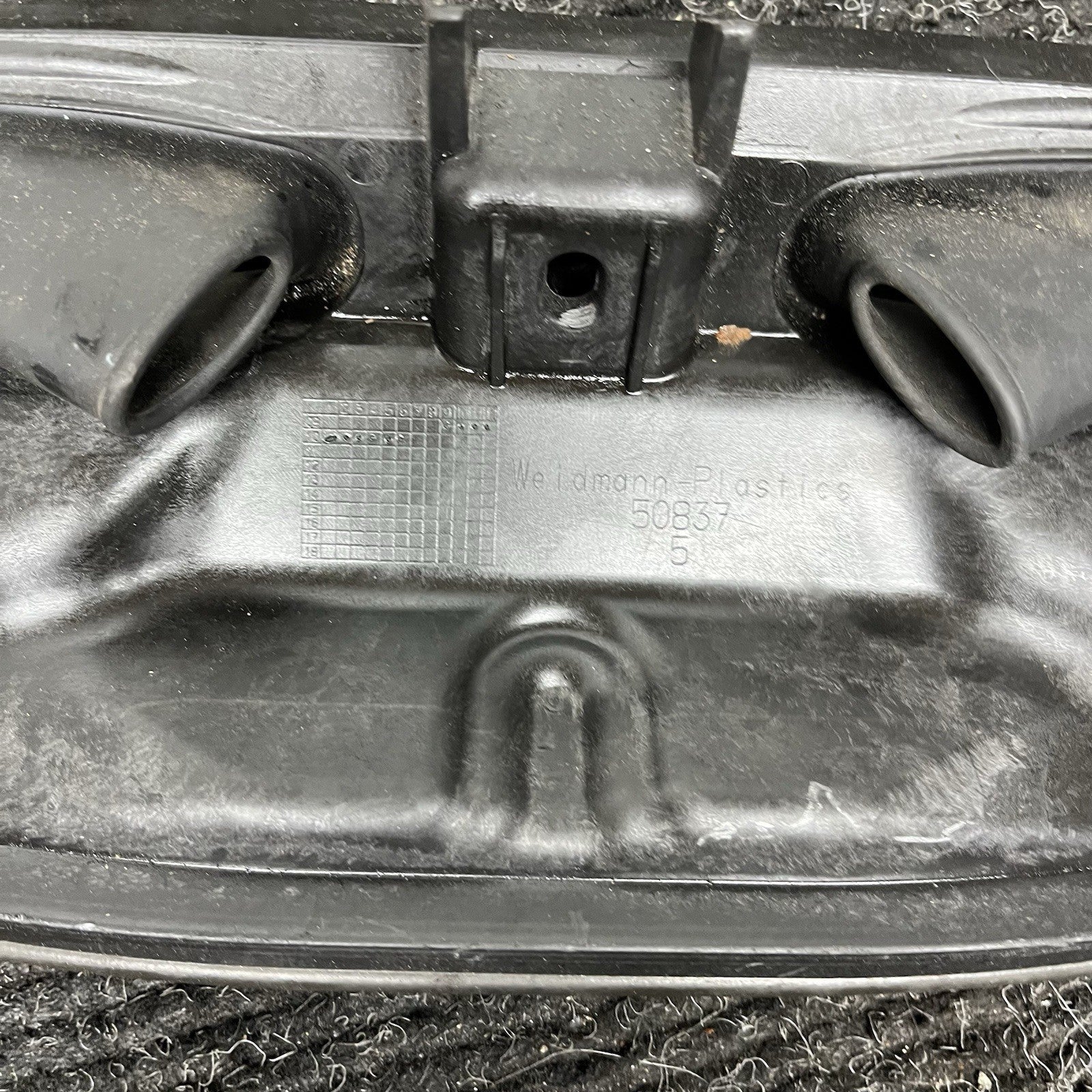 ☑️ 07-13 BMW E90 E92 335i 328i Windshield COWL Cover Heater Panel Center 9175860