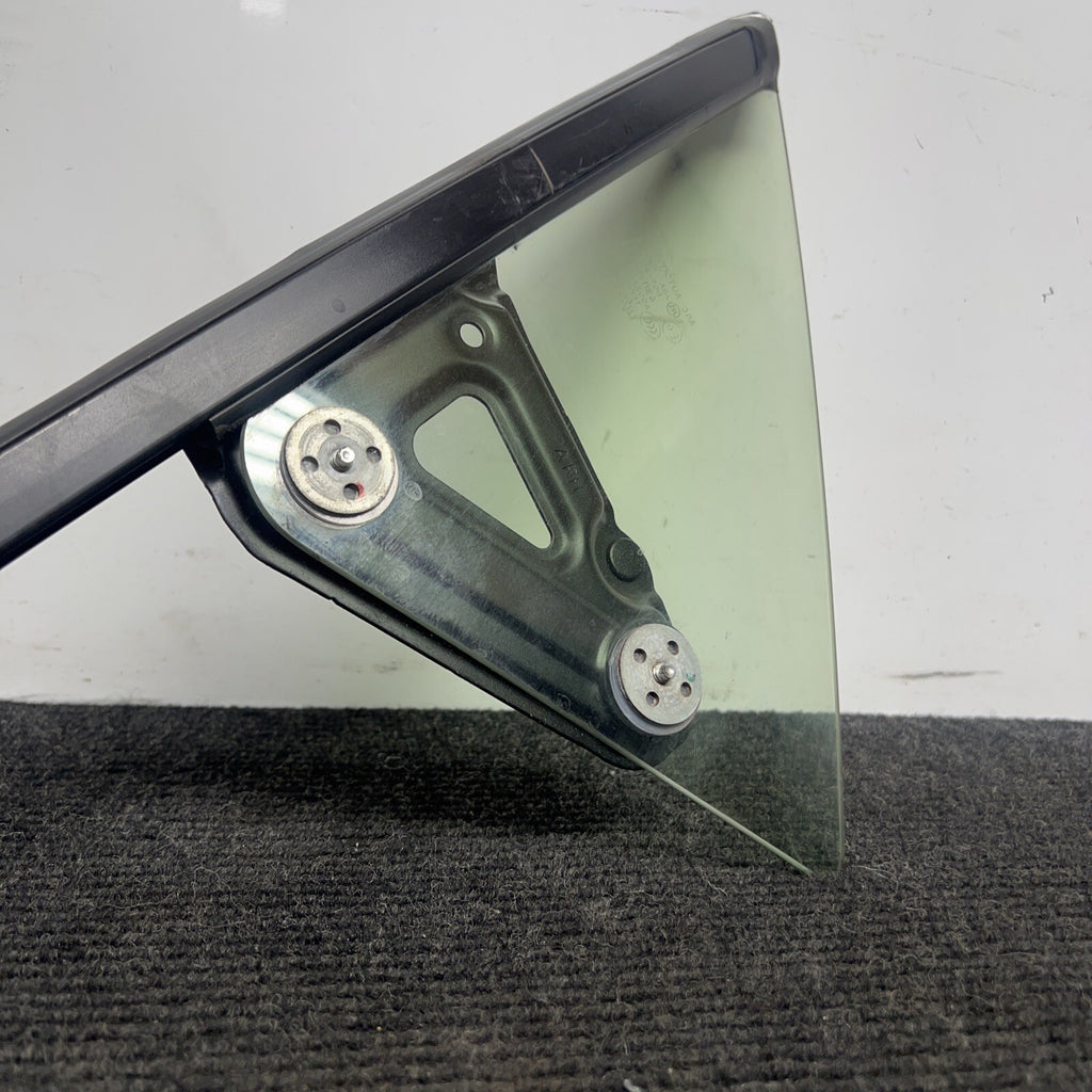 ☑️ 2013-2019 FRS 86 BRZ FRONT RIGHT PASS SIDE DOOR WINDOW CORNER GLASS OEM