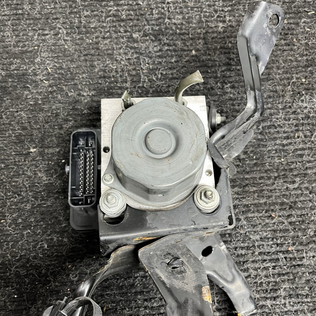 ☑️ 13-16 Scion FRS Subaru ABS Anti-Lock Brake Pump Module Unit 27536CA020