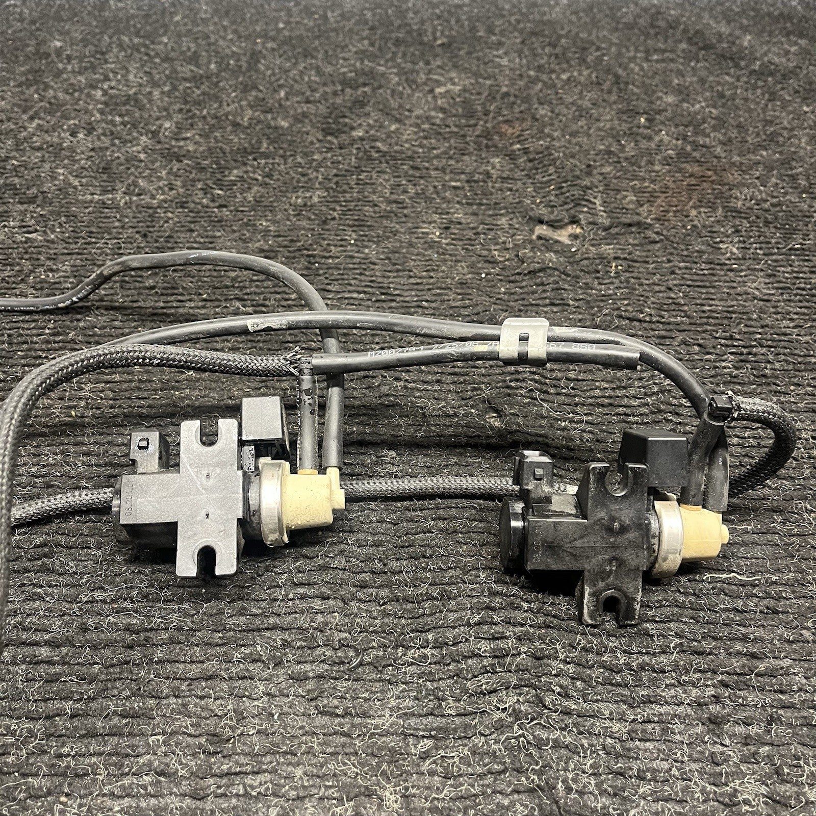☑️ 06-13 OEM BMW E90 E92 N54 Turbo Charger Air Pressure Boost Solenoid Valve SET