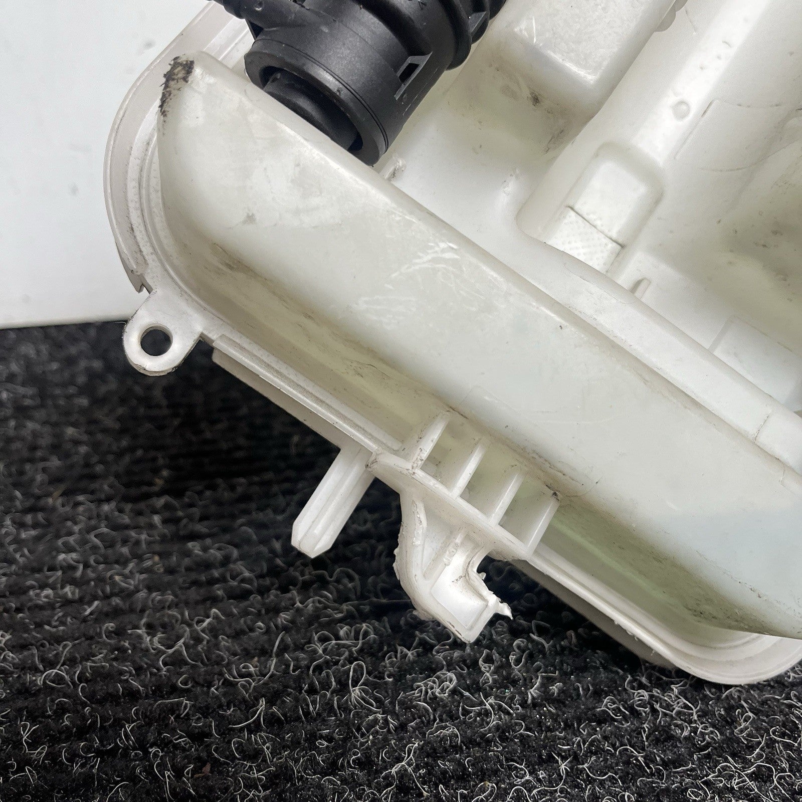 ☑️2013 BMW 320i 328i 335i 340i 330i F30 Windshield Washer Reservoir Tank 7241672