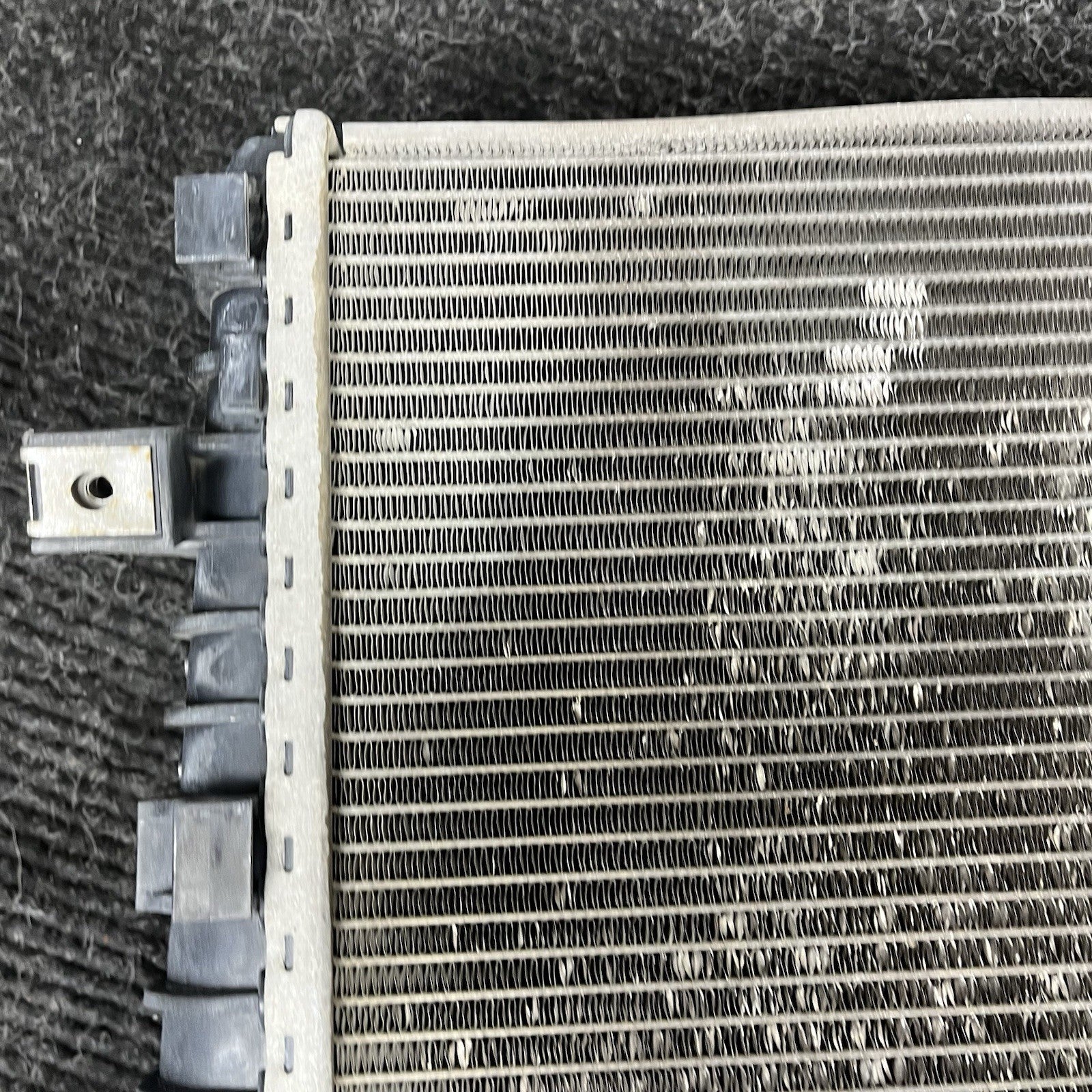 ☑️ OEM 2011-2015 AUDI Q7 3.0L FRONT LEFT RIGHT AUX AUXILIARY SECONDARY RADIATOR