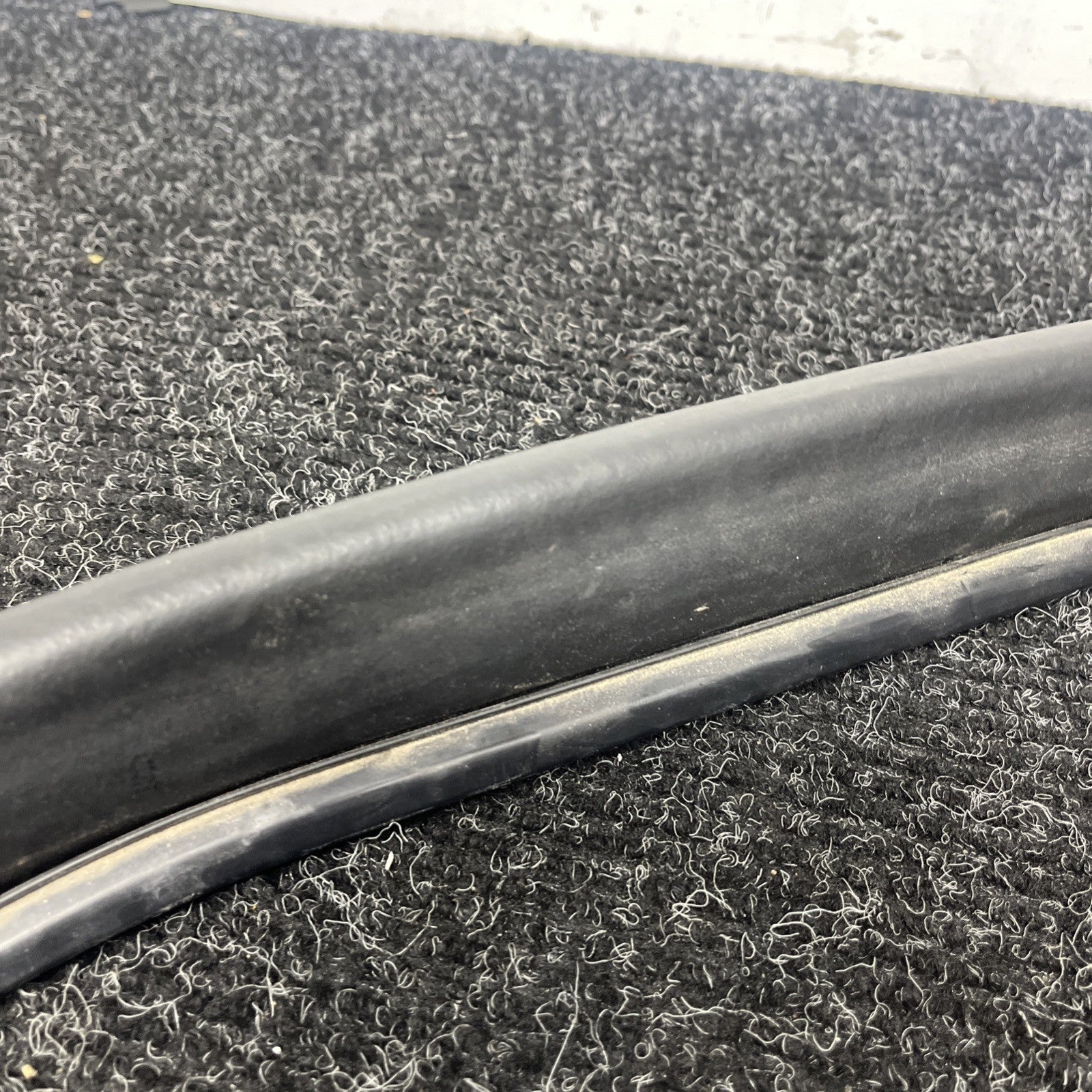 ☑️REAR HOOD BONNET WEATHERSTRIP COWL RUBBER SEAL OEM 2012-18 BMW 340 XI F30 F32