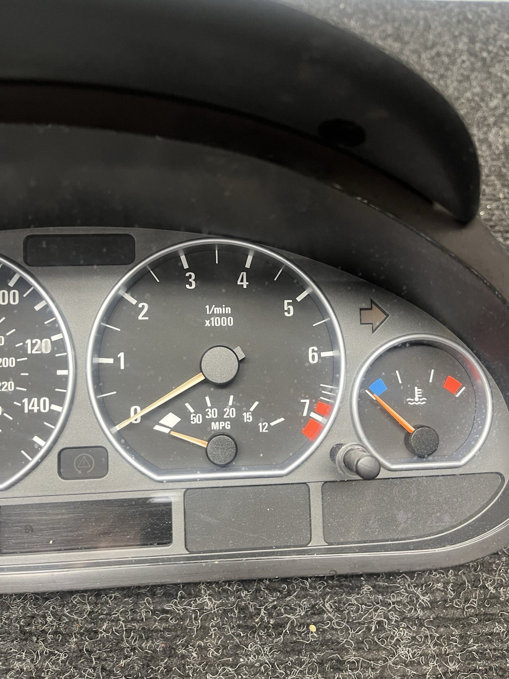 ☑️05-06 BMW E46 330ci ZHP M/T 4 DOOR INSTRUMENT CLUSTER SPEEDOMETER OEM 289K