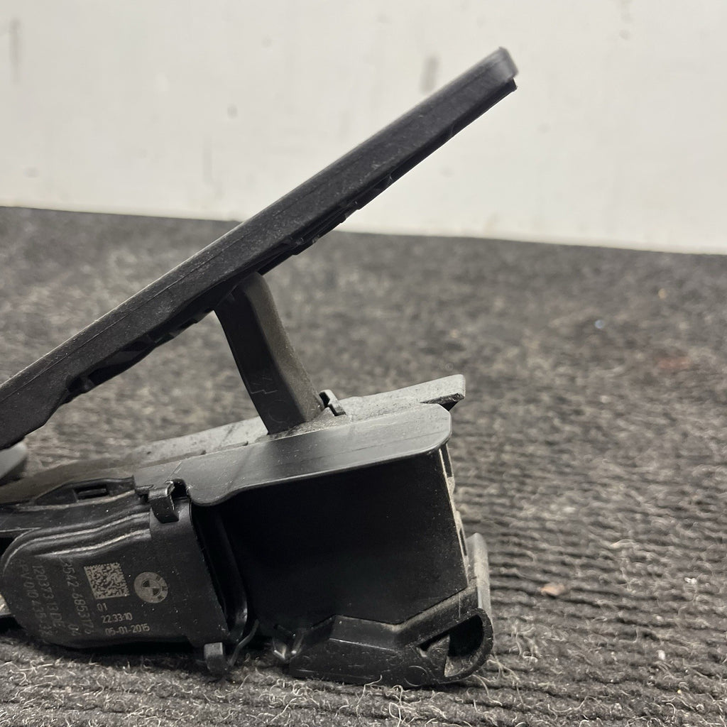 ☑️ BMW F30 F36 F32 F82 F80 I3 MANUAL FUEL GAS ACCELERATOR FOOT PEDAL UNIT OEM