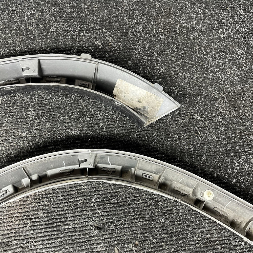 ☑️ 2010-2013 BMW E70 X5 M Sport Rear Pair Fender Panel Wheel Arch Molding OEM