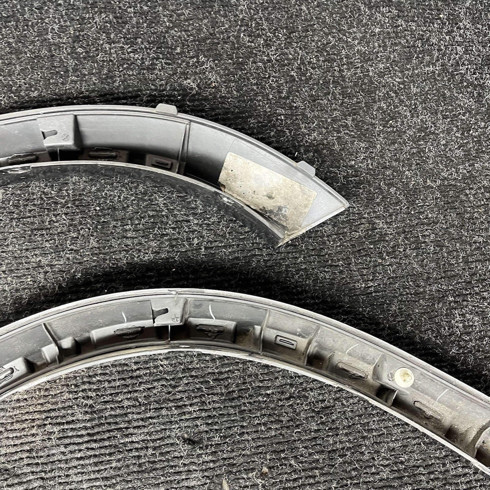 ☑️ 2010-2013 BMW E70 X5 M Sport Rear Pair Fender Panel Wheel Arch Molding OEM