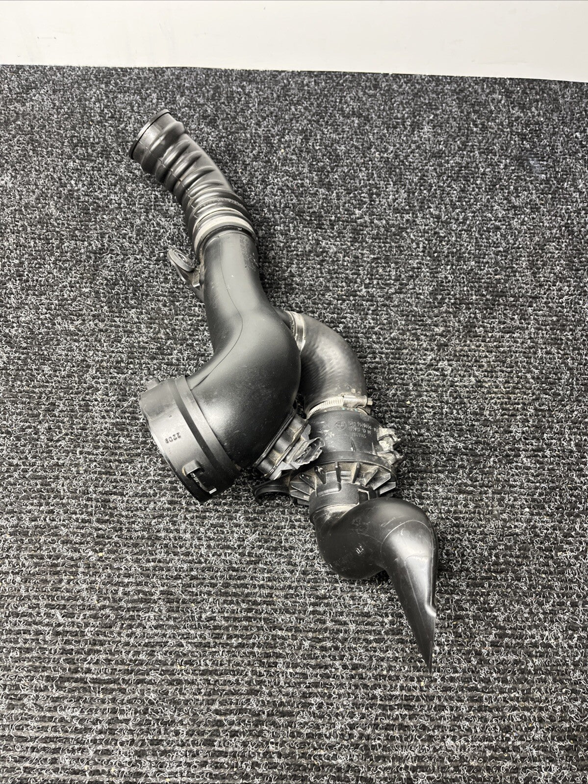 ☑️ 07-13 OEM BMW E90 E92 E93 Charge Pipe Diver Valves Induction Pipe Tract N54