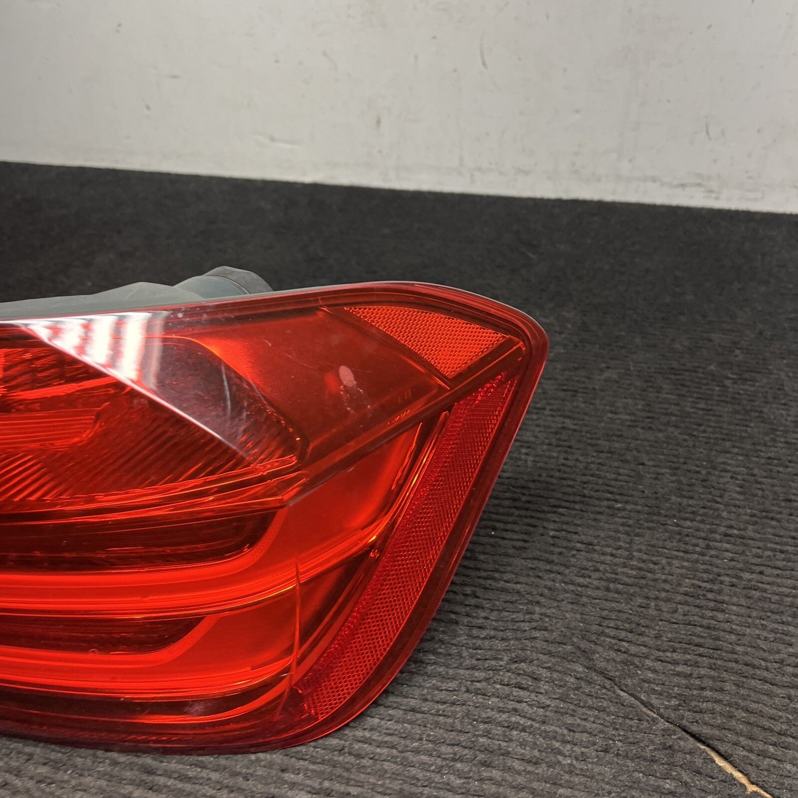 ☑️ 12-15 OEM BMW F30 335i F80 M3 Sedan Rear Right Passenger Outer Tail Light