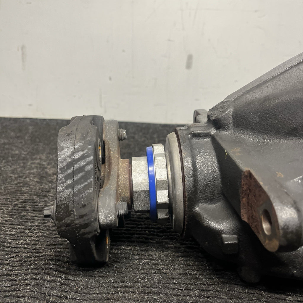 ☑️ 12-16 BMW F30 320i 428i 328i Rear Differential Diff Axle Carrier 3.91 OEM