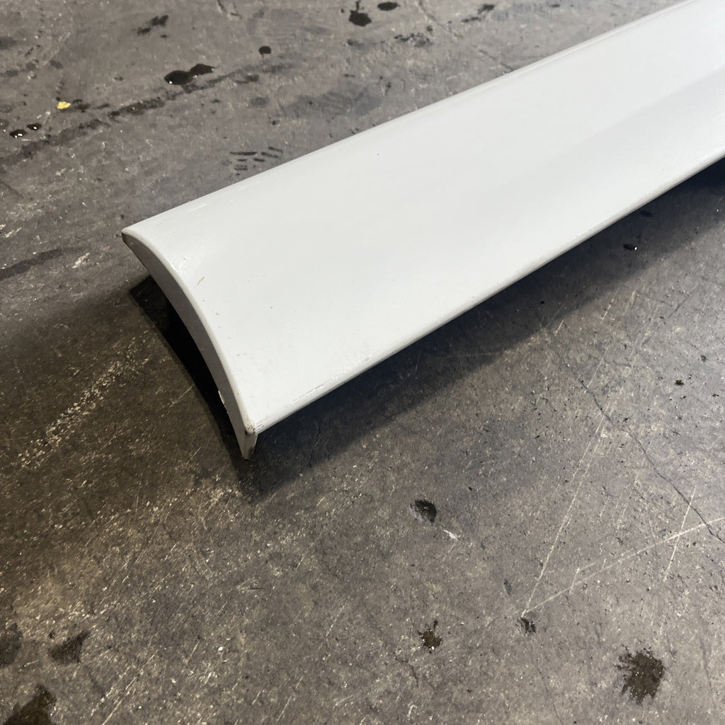☑️08-13 OEM BMW E88 E82 135 MSport Left Driver Side Skirt Rocker Panel White