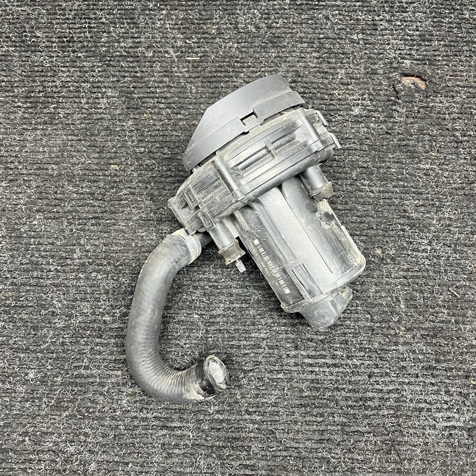 ☑️ 1999-02 BMW E46 330 325 323 SECONDARY AIR INJECTION SMOG PUMP OEM 1715293
