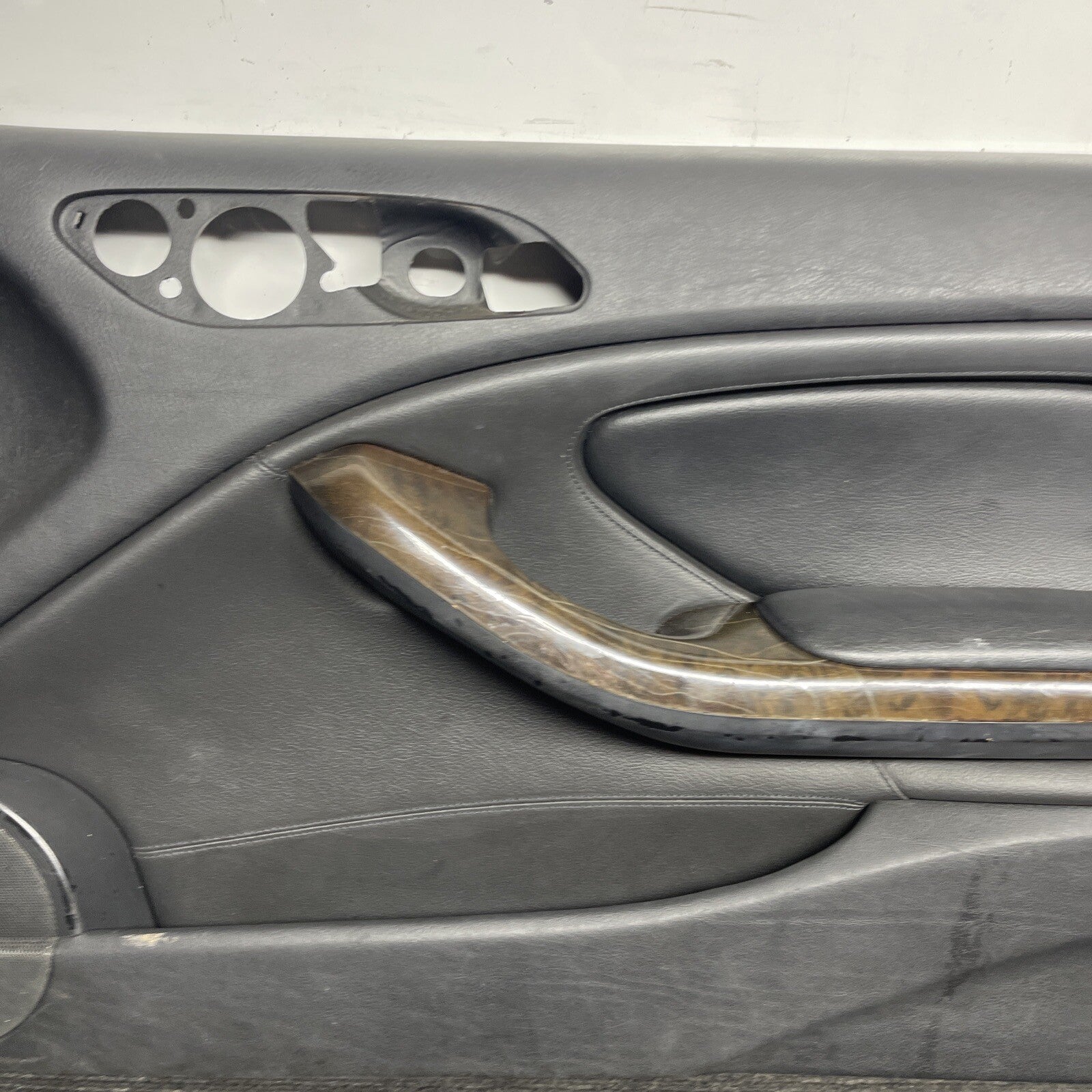☑️02-06 BMW E46 COUPE CONVERTIBLE PASSENGER RIGHT SIDE DOOR PANEL CARD BLACK OEM