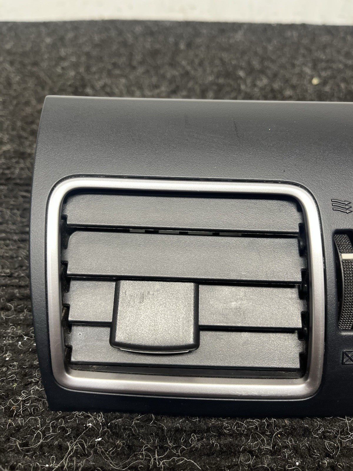 ☑️ 2015-2019 Subaru WRX STI Dash Center Console Vent OEM Hazard Switch