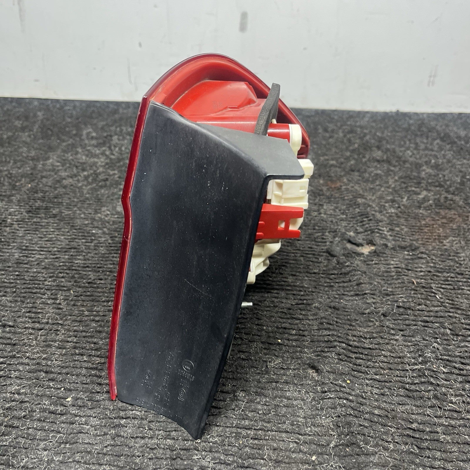 ☑️ 06-08 BMW E90 335i Sedan Rear Left Driver Side Tail Light Lamp 7161955 OEM