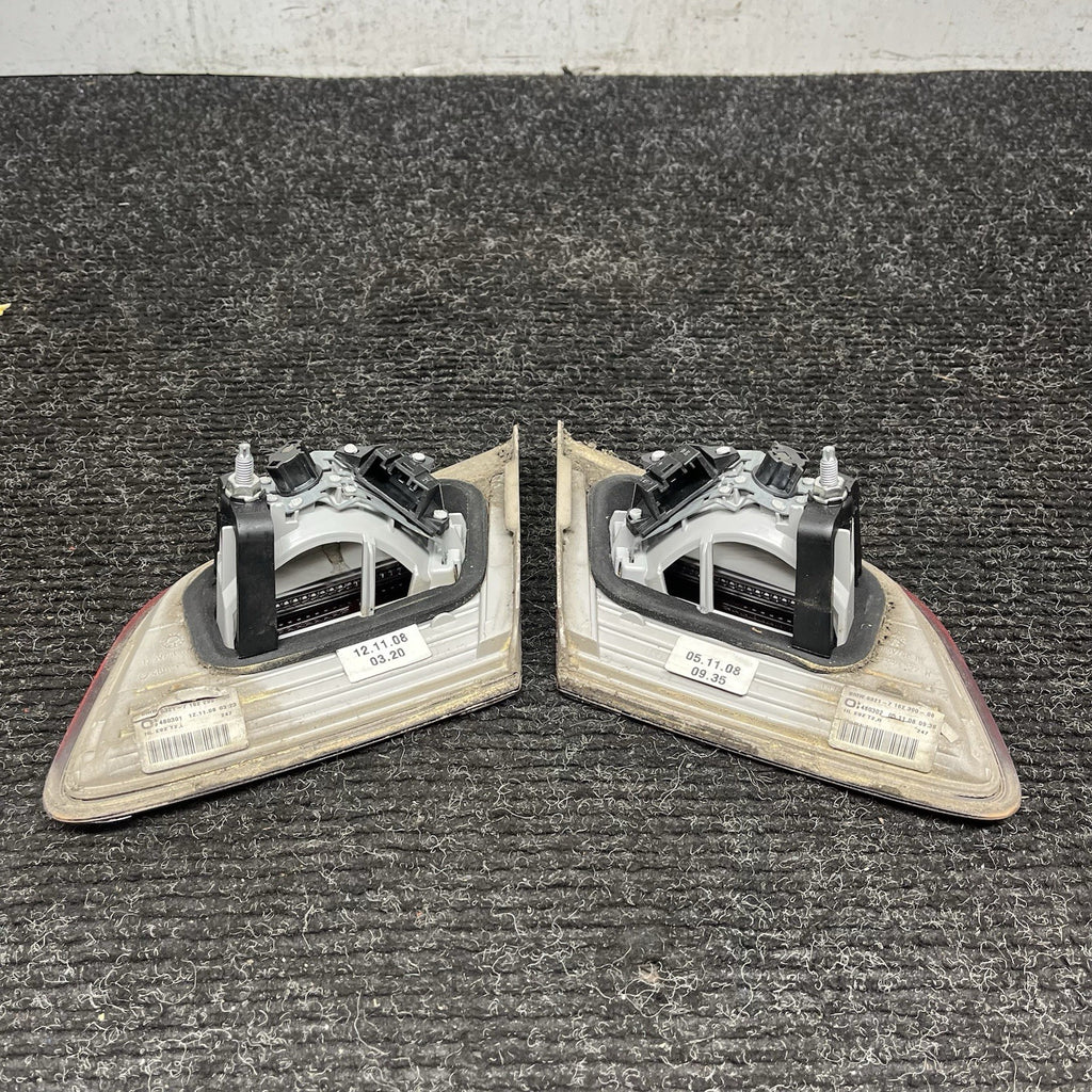 ☑️ 2007-2010 BMW E92 328i 335i COUPE INNER TAIL LIGHT PAIR PRE-LCI OEM NOTE