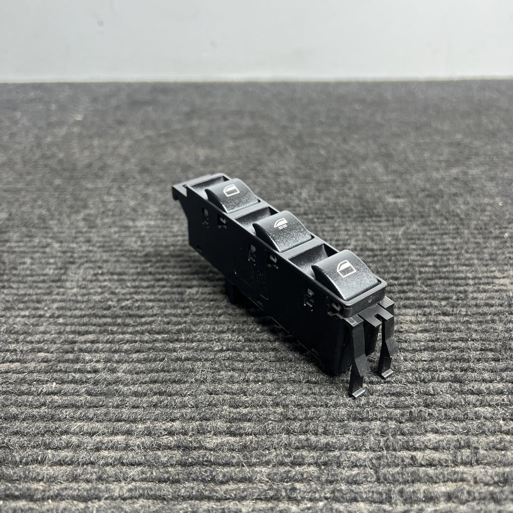 ☑️ 01-06 OEM BMW M3 Driver Electric Window Switch - CONVERTIBLE - Part #6902183