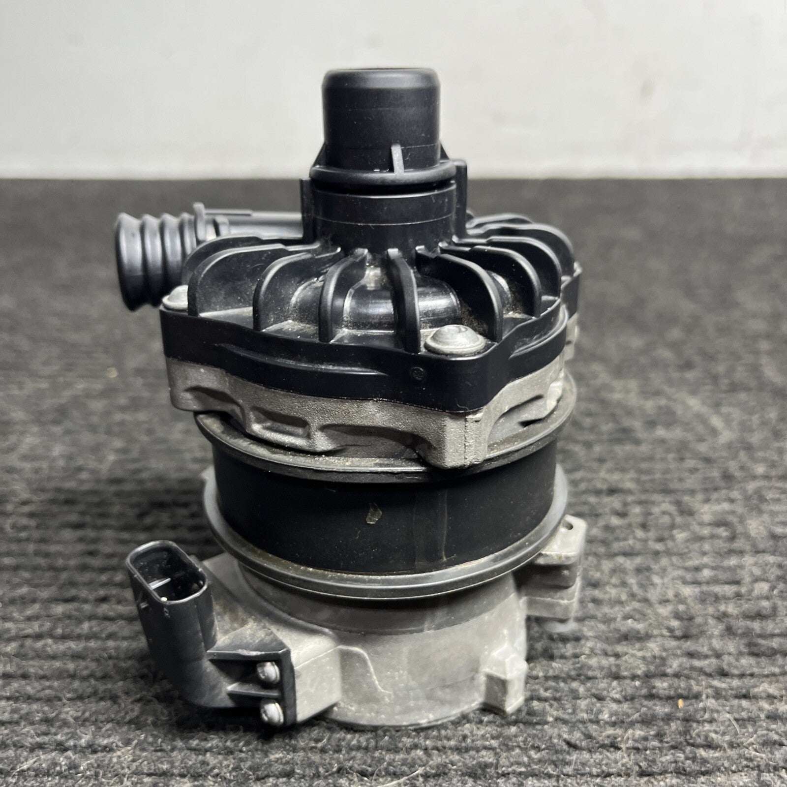 ☑️ 12-16 OEM BMW F22 F30 F34 F32 F36 M235 Auxiliary Electric Water Pump N55