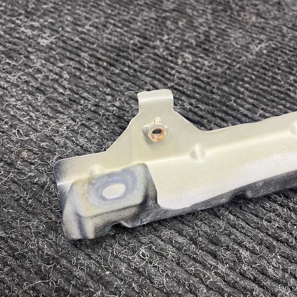 ☑️ 2013-2020 Scion FRS Subaru BRZ 86 Front RH Right Side Fender Bracket