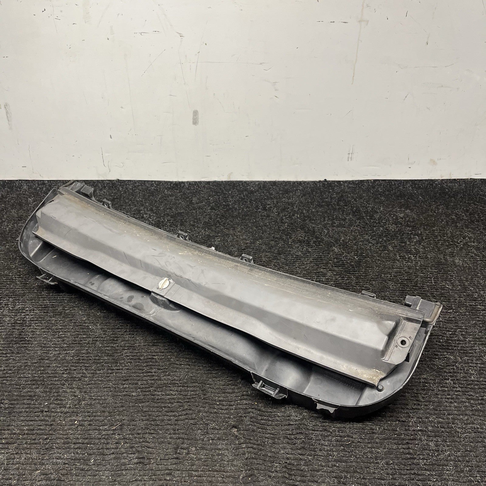 ☑️ 01-06 OEM BMW E46 M3 330Ci S54 Micro Air Filter Housing Cover Trim Panel