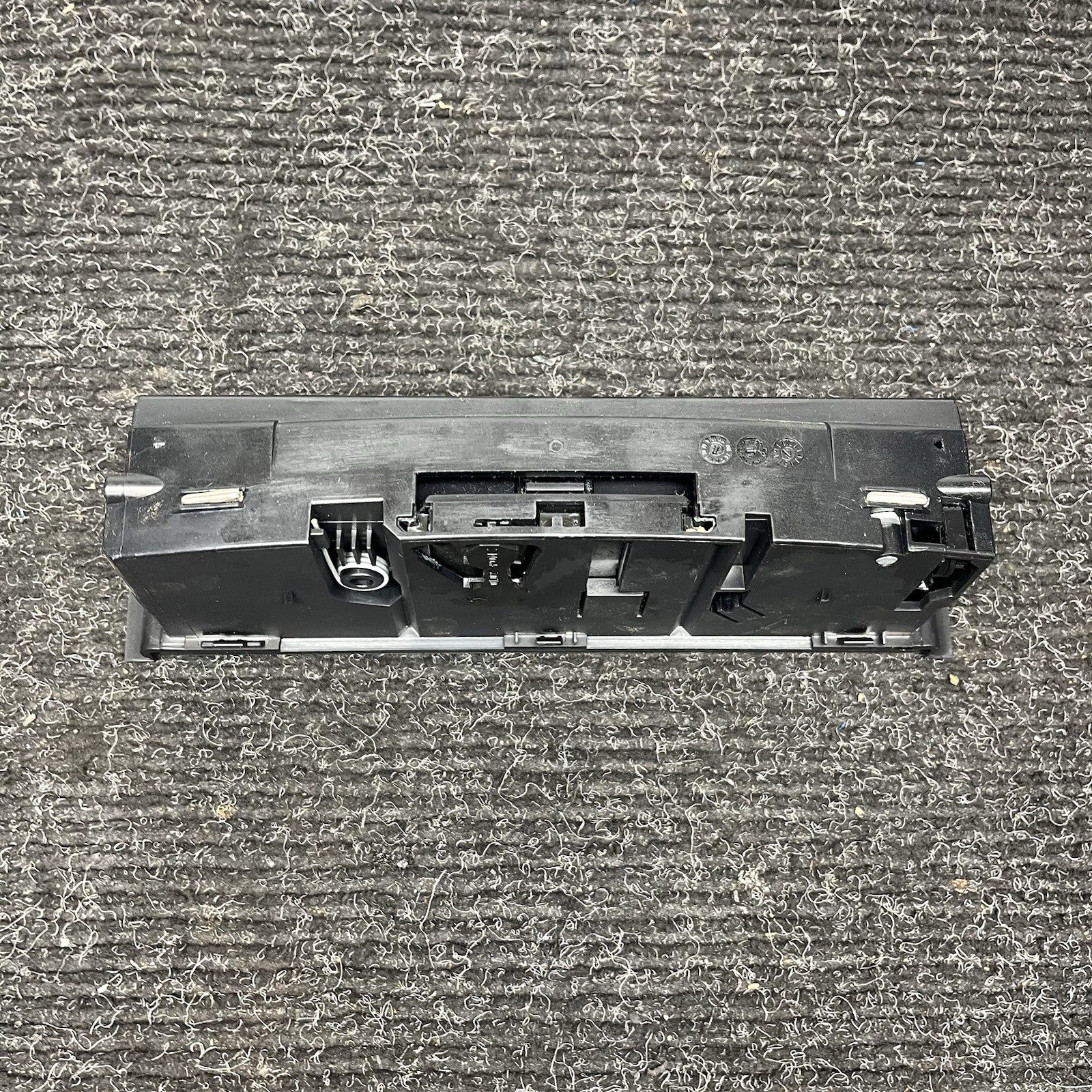 ☑️OEM FRONT CENTER CONSOLE GLASSES TRAY STORAGE 01-06 BMW E46 3SERIES M3 8260312