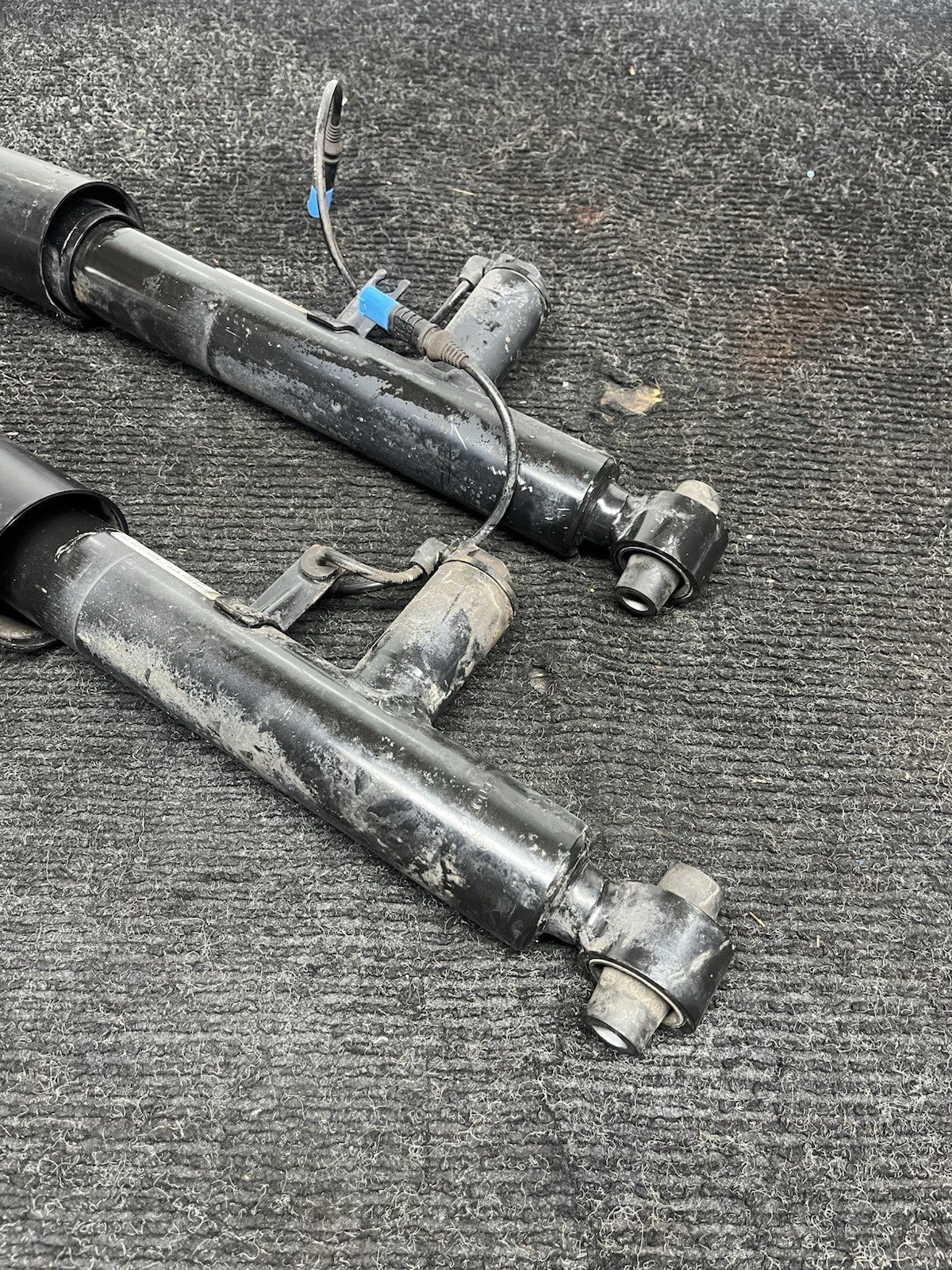 ☑️ 14-20 OEM BMW F22 M235 M240 RWD Rear Left Right Shock Absorbers VDC Assembly