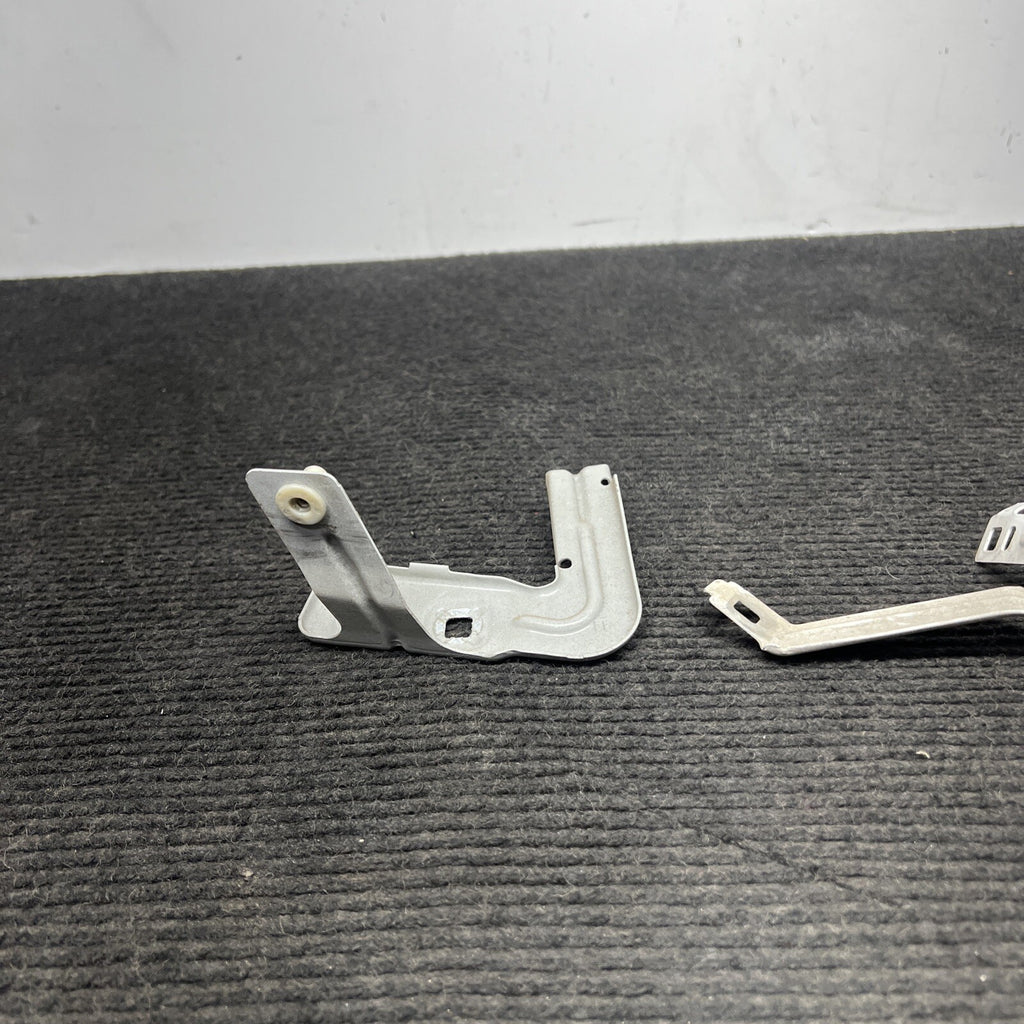☑️ 14-20 OEM BMW F22 F23 230 M235 Front Left Fender Wing Holder Brackets SET (3)