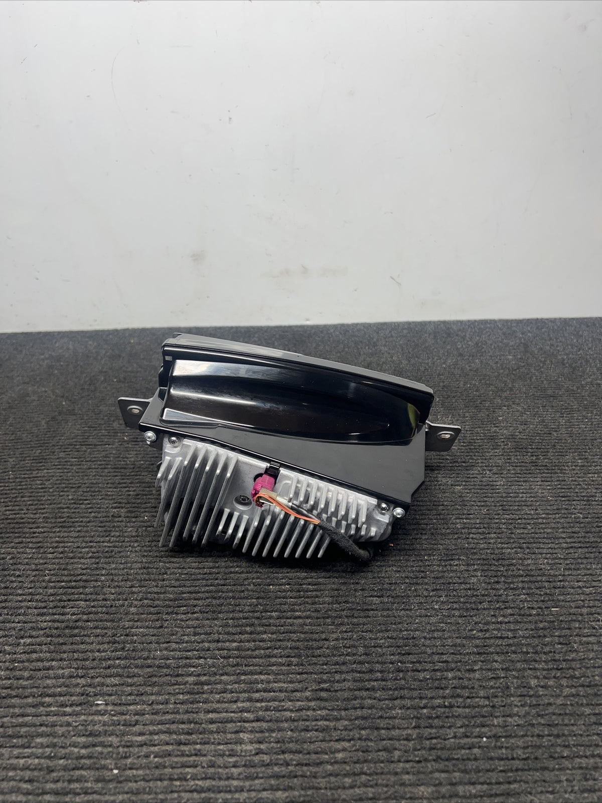 12-18 BMW 3-Series F30 Heads Up Display 9287540