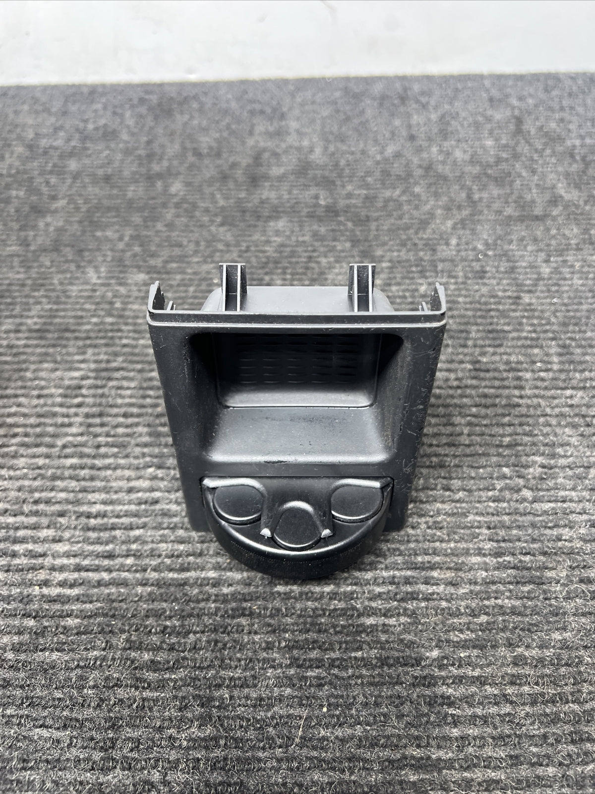 ☑️ BMW E46 NEW GENUINE CENTER CONSOLE STORAGE TRAY BLACK COIN BOX 8248505 99-05